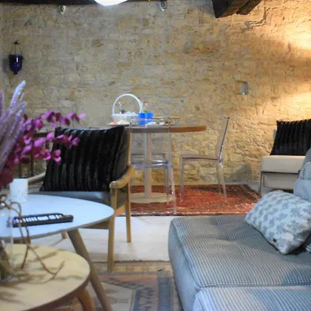Nostos Suites Alojamento de Turismo Selvagem Vouni