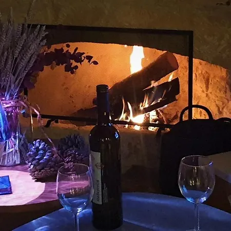 Alojamento de Turismo Selvagem Nostos Suites Vouni