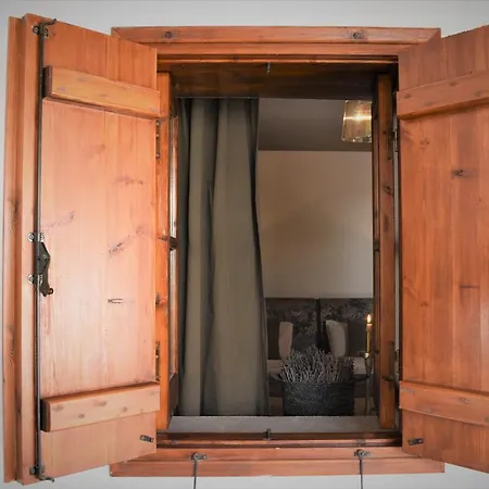 Lodge Nostos Suites *