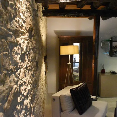 Nostos Suites