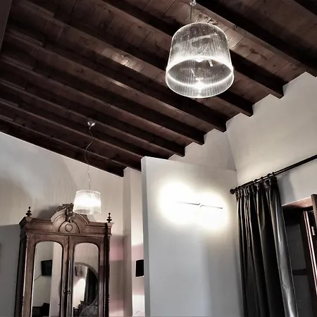 Nostos Suites Vuní